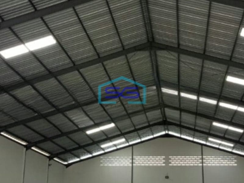 Disewakan Gudang Lokasi Tidak Banjir Luas Tanah 1500 m² di Margomulyo Surabaya