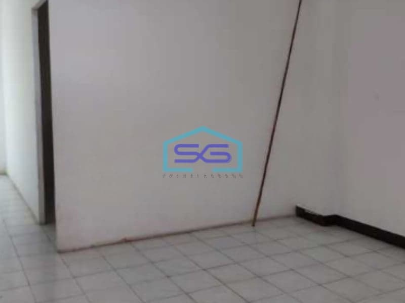 Dijual Ruko Pinggir Jalan Raya Luas Bangunan  230 m² Lokasi Daan Mogot Jakarta Barat