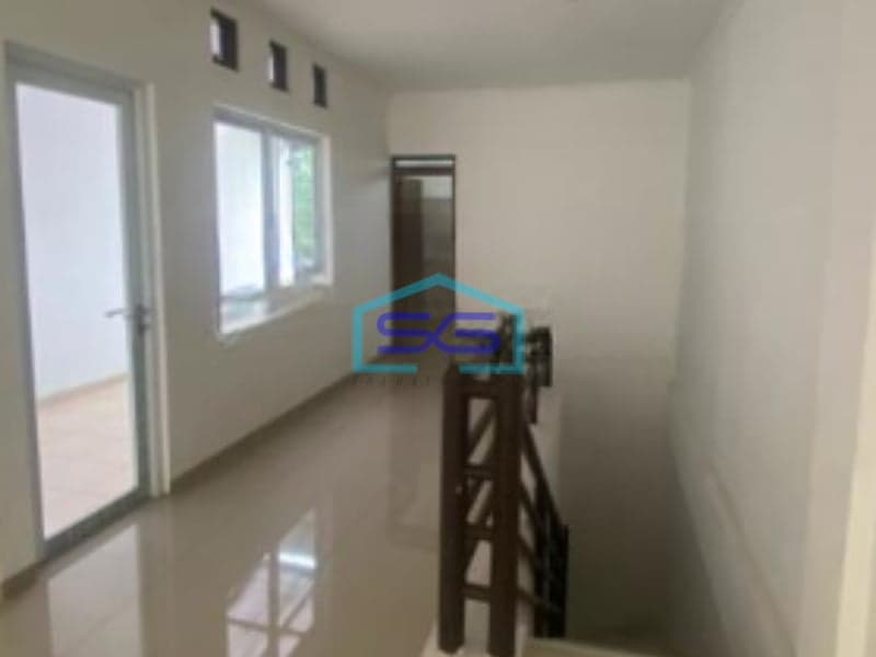 Disewakan Ruko Siap Huni di Sektor 4 BSD Tangerang Selatan Luas Bangunan  155 m²