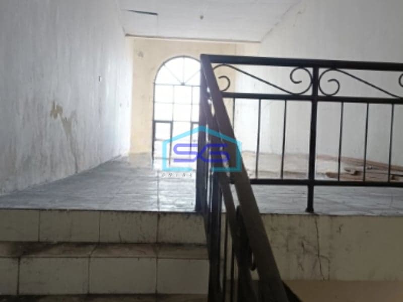 Dijual Cepat Ruko Luas Bangunan  128 m²  Lokasi Bebas Banjir di Surabaya
