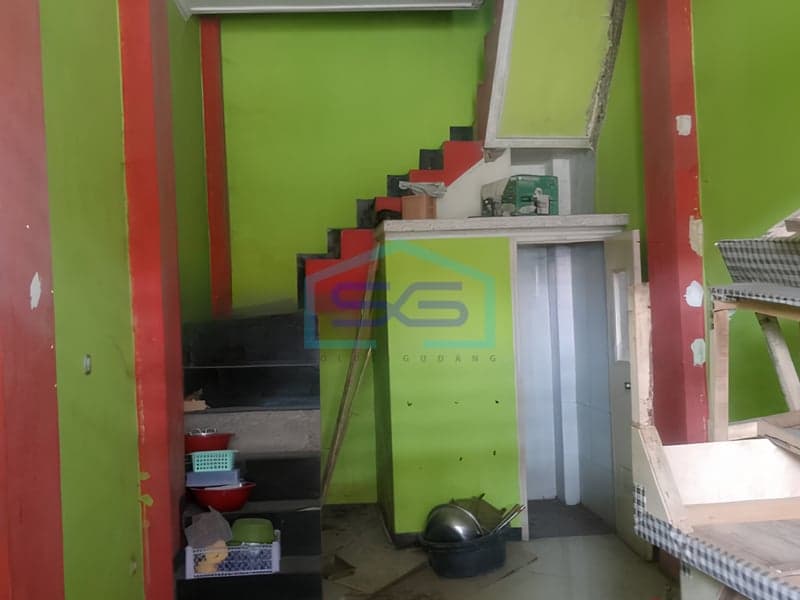 For Rent Shop House in Cileunyi Bandung Building Area 100m2