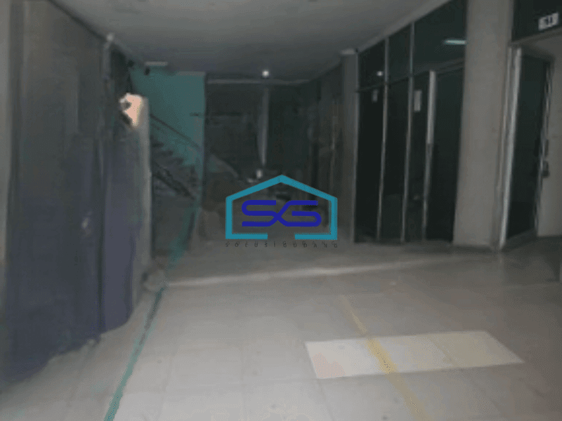 Disewakan Ruko Luas Bangunan  1000 m² di Pluit Jakarta Utara