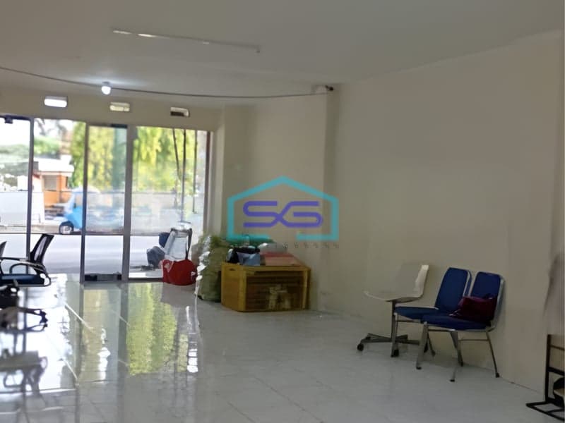 Disewakan Ruko Luas Bangunan  180 m²  Lokasi Bebas Banjir di Batu Ceper Tangerang