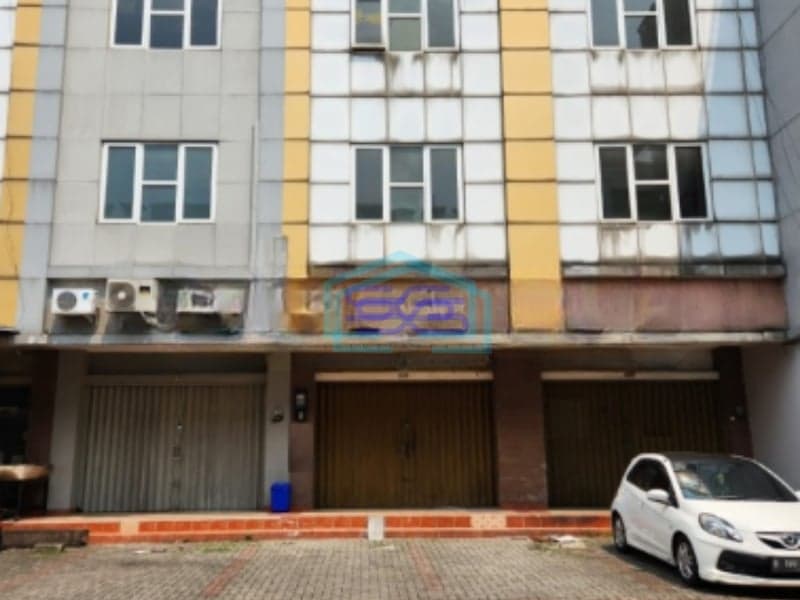 Dijual Ruko 2,5 Lantai Golden Boulevard Bsd Tangerang Luas Bangunan  162 m²