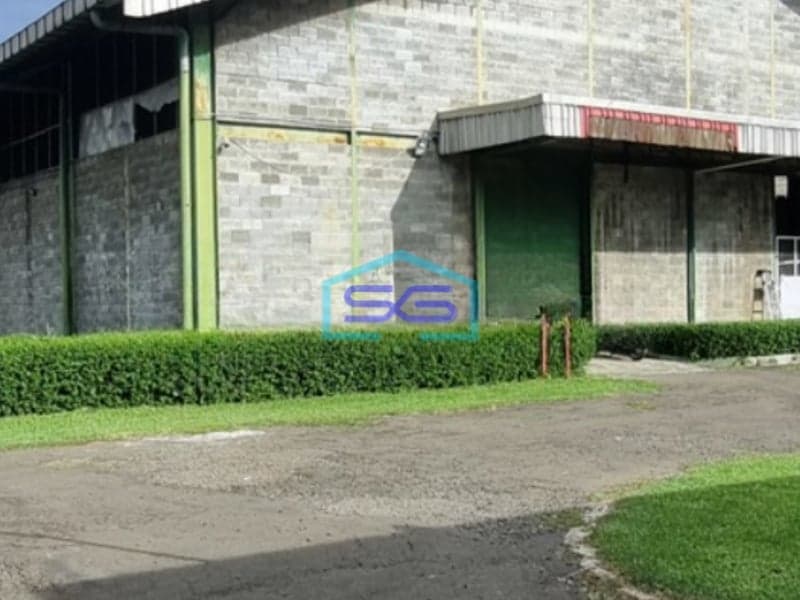 Disewakan Gudang Akses Container 40 Feet Luas Bangunan  1314 m² Lokasi Bebas Banjir di Bekasi