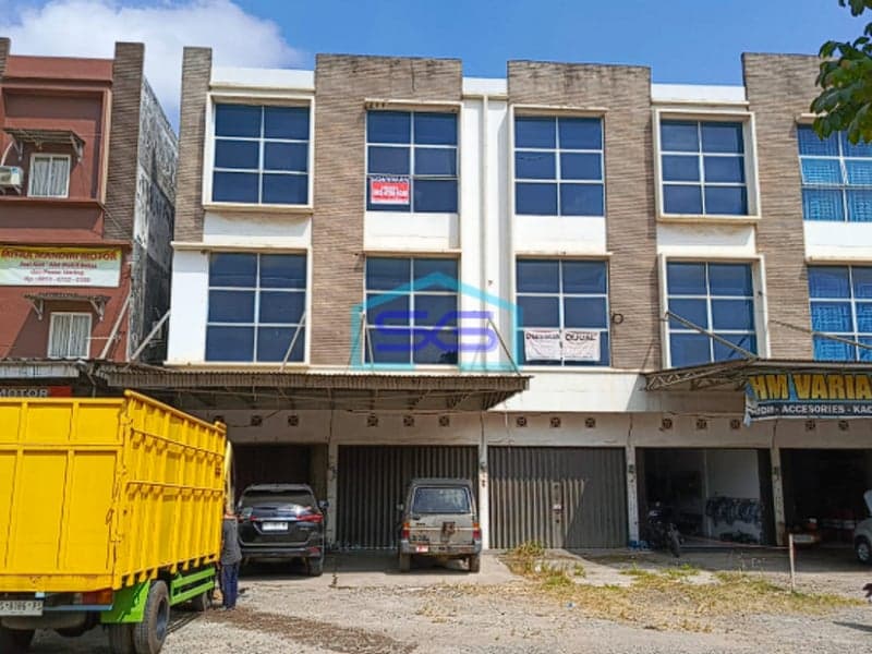 Disewakan Ruko 3 unit di Jalan Bypass Alang Alang Lebar, Palembang LT 180m2