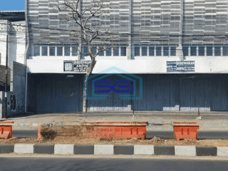 Disewa Ruko strategis di pinggir jalan raya palur