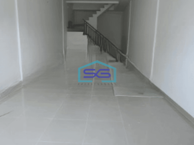 Disewakan Ruko 3 Lantai Luas Bangunan 180 m² di Cengkareng Jakarta Barat