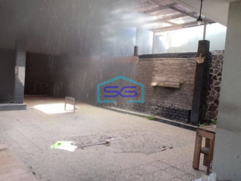 Dijual Ruang Usaha di Jalan Kemuning Semarang LT 525m2