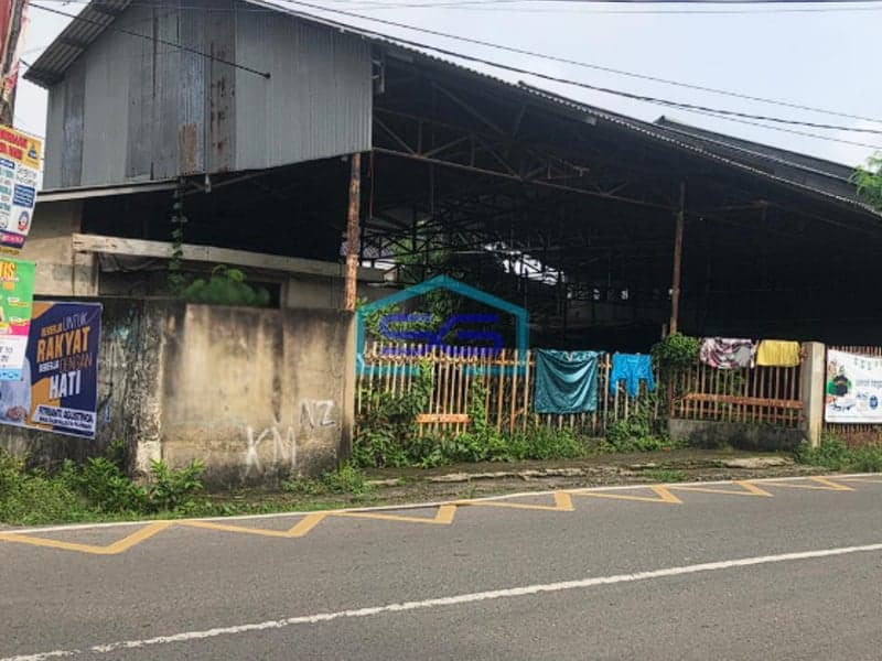 Dijual Tanah Bonus Bangunan Strategis di Pinggir Jalan Torpedo dekat R. Sukamto Palembang