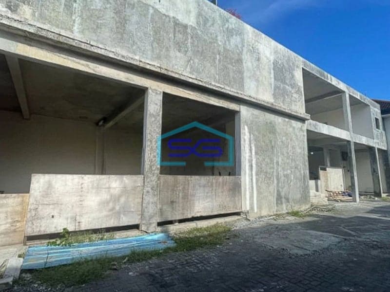 Disewakan Ruang Usaha 2 Lantai Di Pusat Seminyak Bali LB 300m2