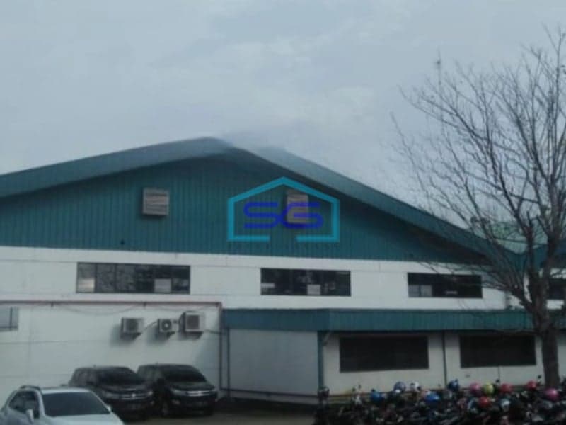 Dijual Pabrik Lokasi Karawang Luas Bangunan 9000 m²