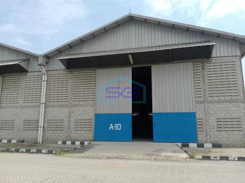 Disewakan gudang luas 7392m2 di karawang