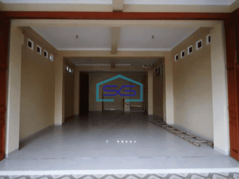 Disewakan Ruko 3 Lantai Luas Bangunan  282 m² di Kalasan Sleman Yogyakarta