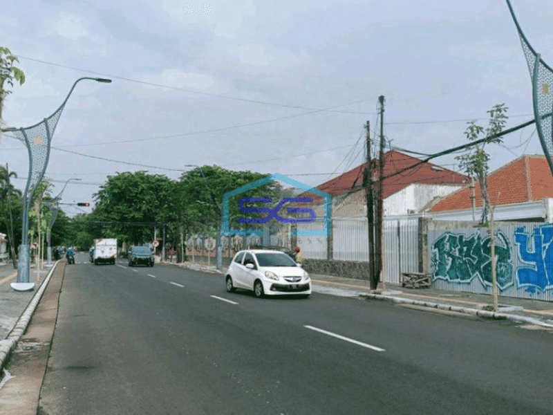 Disewakan Ruko Strategis Raya Kartini Surabaya Pusat LT 225m2