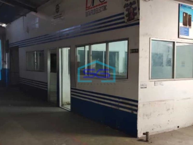 Dijual Gudang Ada Kantor Luas Bangunan 1500 m²  Lokasi Kapuk Kamal Jakarta Barat