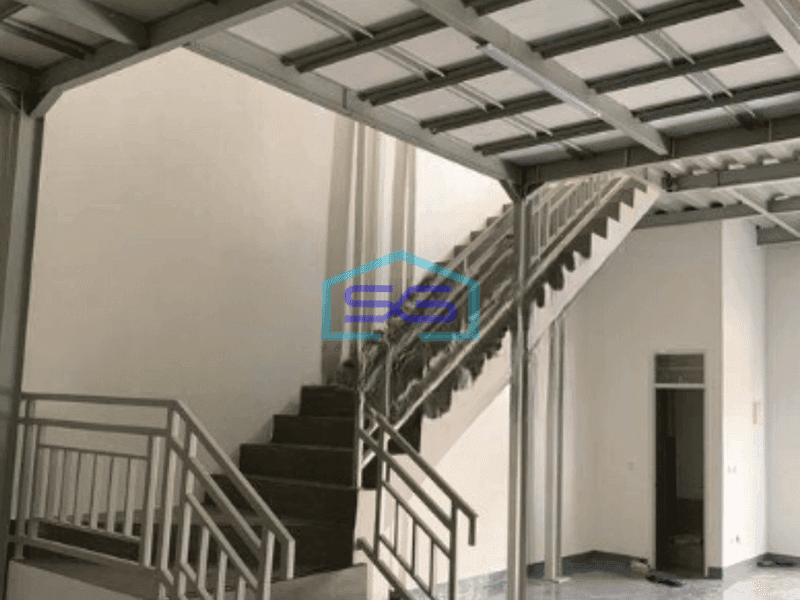 Disewakan Gudang Plus Kantor di Daan Mogot Jakarta Barat Luas Tanah  180 m²