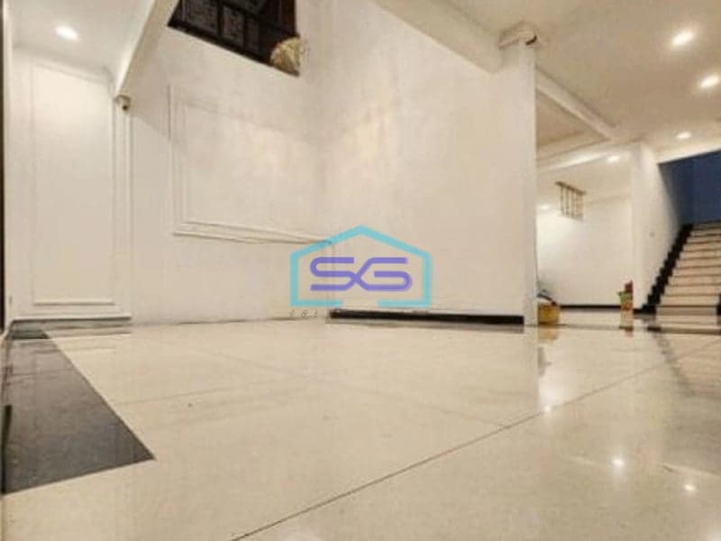 Dijual Ruang Usaha di Jati Padang Jakarta Selatan Bagus LB 10000m2