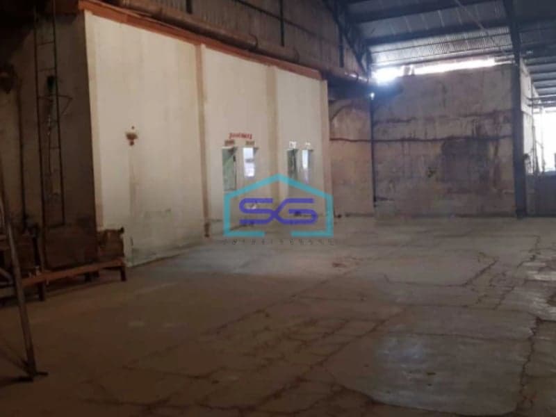 Disewakan Gudang Akses Container Luas Bangunan 5680 m² Lokasi Semarang