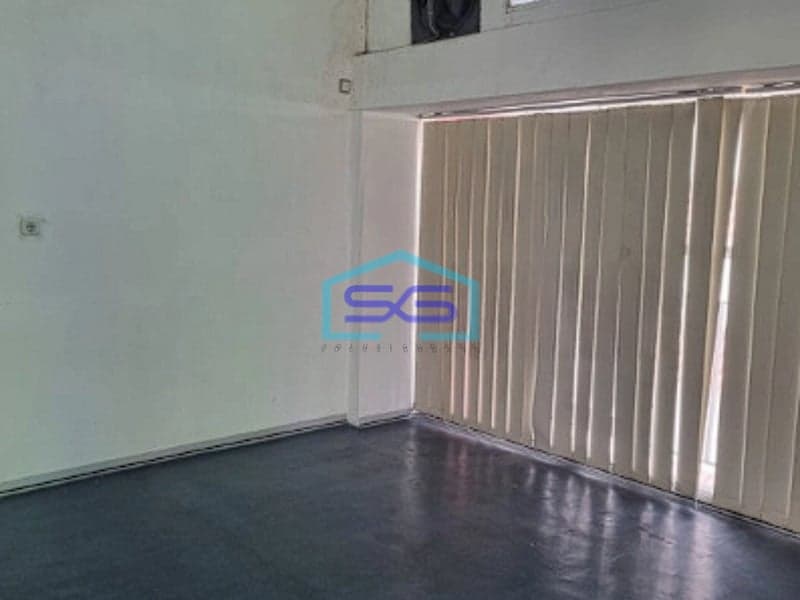 Disewakan Ruko 4 Lantai Dengan Lokasi Strategis Daerah Mampang Prapatan Jakarta Selatan LB 385m2