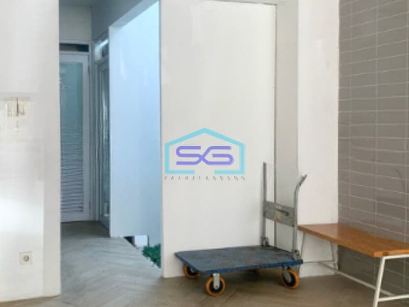 Dijual Ruko 3 Lantai Luas Bangunan  400 m² Lokasi di Gading Serpong Tangerang