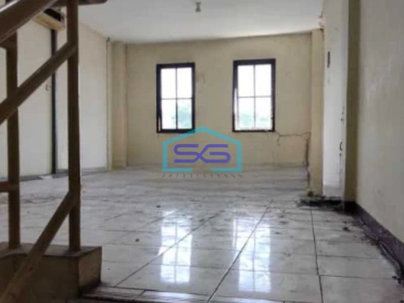 Disewakan Ruko Luas Bangunan 200 m² Lokasi di Surabaya