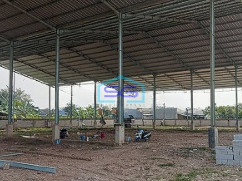 Disewakan Gudang, Pabrik Bangunan Tinggi Masuk Kontainer 20ft di Sepatan Tangerang LT 9000m2