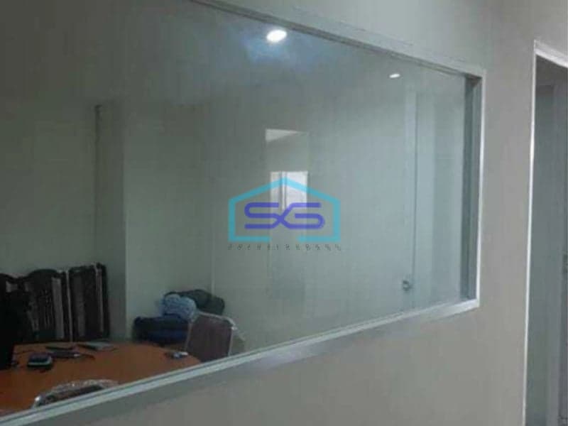 Dijual Gudang Luas Bangunan  135 m² Lokasi Daan Mogot Tangerang