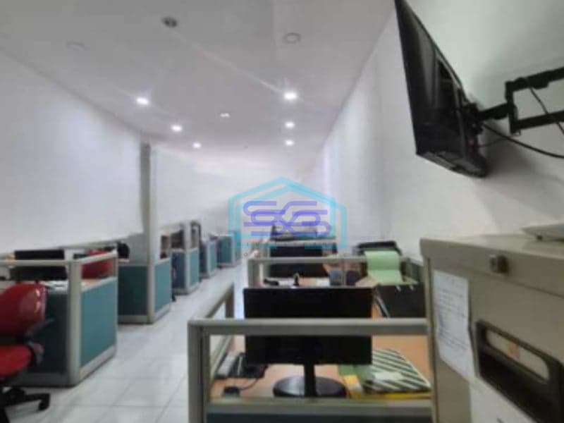 Disewakan Ruko 3 Lantai Luas Tanah 190 m² Lokasi di Jakarta Utara