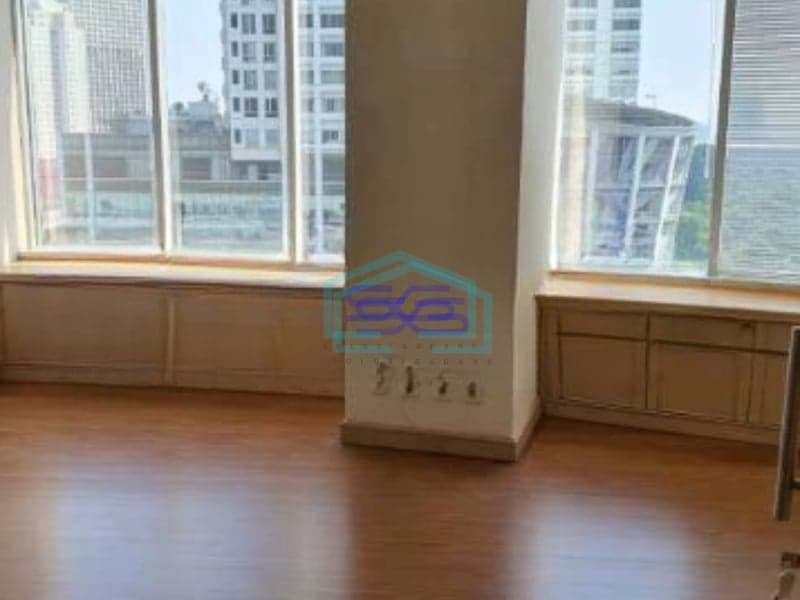 Disewakan Kantor Luas Bangunan  218 m² Lokasi di Sudirman Jakarta Selatan