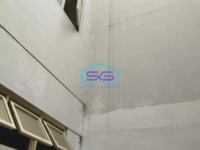 Disewakan Ruko Luas Bangunan 120 m² Lokasi Kota Baru Parahyangan Bandung