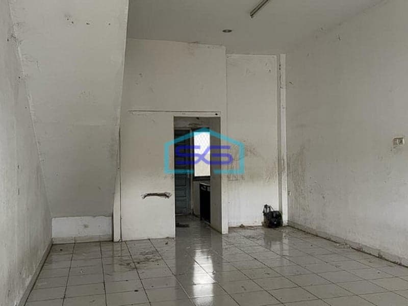Disewakan Ruko Halaman Luas Jalan Demang Lebar Daun Palembang LB 180m2