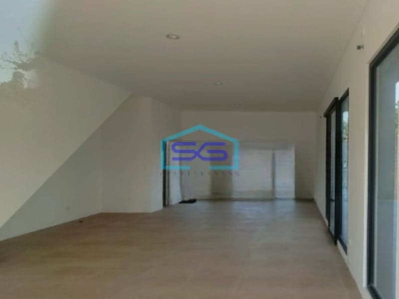 Disewakan Ruko Luas Bangunan  135 m² Lokasi Bebas Banjir di Cikarang