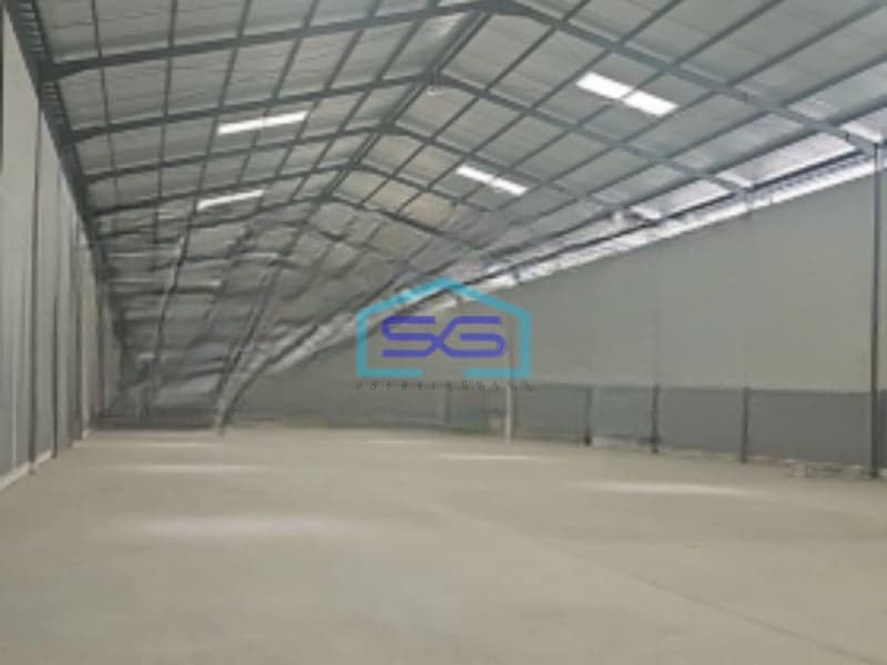 Disewakan Gudang Ada Loading Dock Lokasi Strategis dI Semarang Barat Luas Tanah  3200 m²