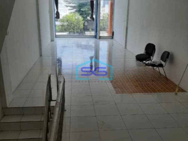 DIsewakan Ruko 3 Lantai Dekat Pakuwon Mall Depok Sleman Jogja Luas Bangunan  225 m²