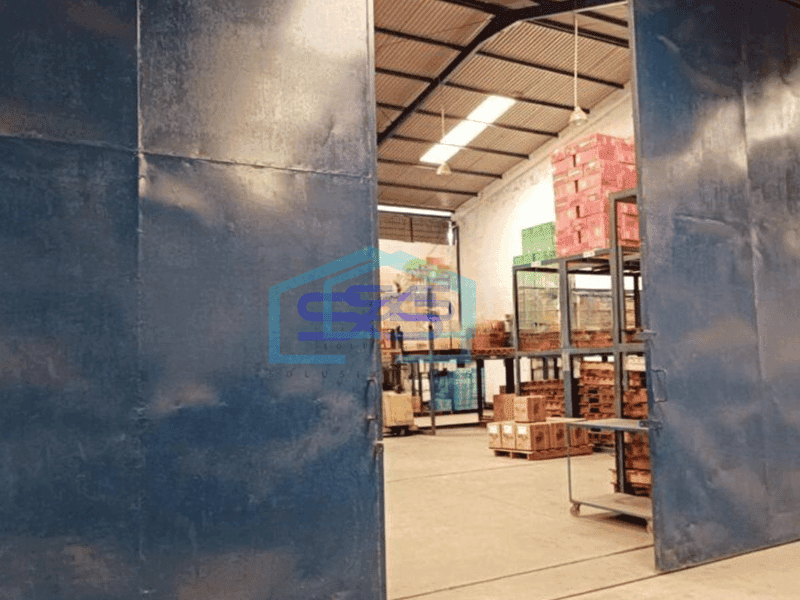 Dijual Gudang berikut Ruko 4 lantai di Sunter, dekat dengan akses Tol