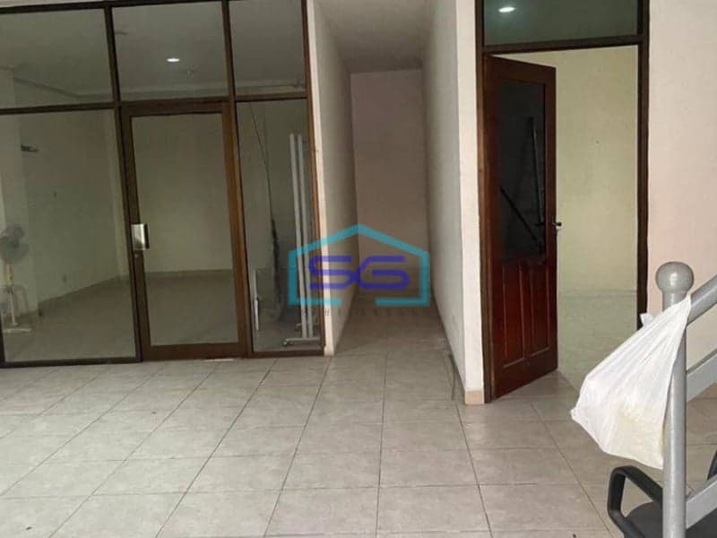 Disewakan Ruko 4.5 Lantai Di Roxy Petojo Jakarta Pusat