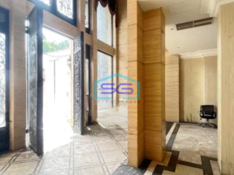 Disewakan Gedung Kantor Luas Bangunan 900 m² Lokasi Tanah Abang Jakarta Pusat