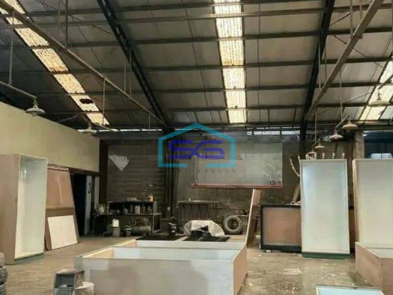 Dijual Gudang 2 Lantai di Jalan Untung Suropati, Semarang LT 1230