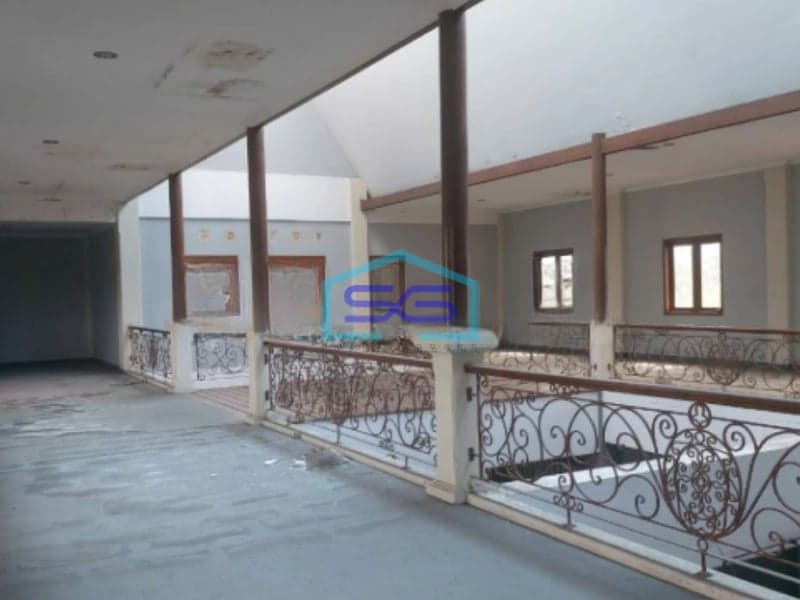 Dijual Ruang Usaha Strategis Dekat Klodran Solo LB 1050m2 Cocok Untuk Kantor