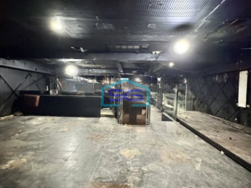 Dijual Ruang Usaha Ex Bar di Area Kemang Jakarta Selatan Pinggir Jalan LB 1800m2