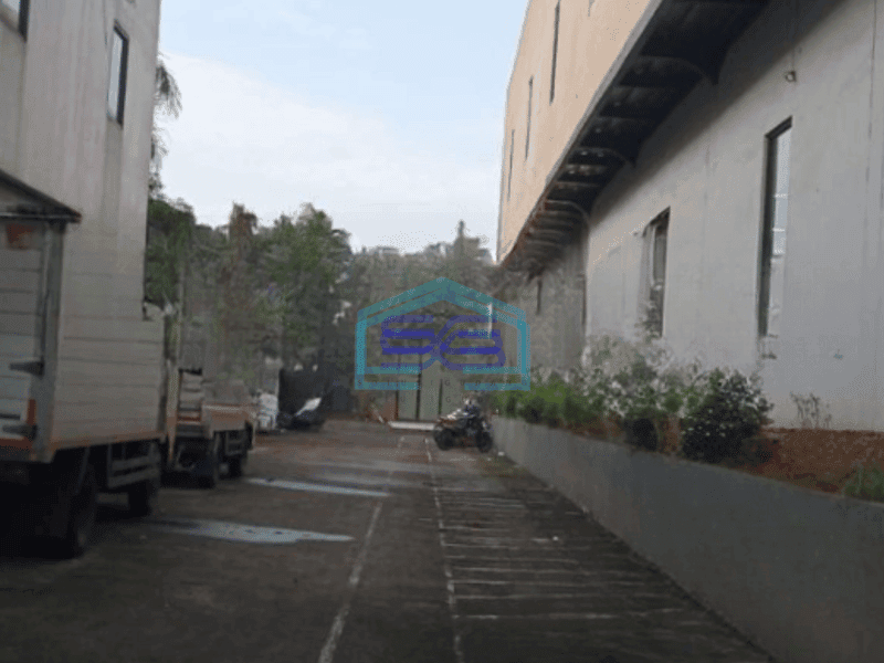 Dijual Pabrik di Pinggir Jalan BSD Tangerang Luas Tanah 6500 m²