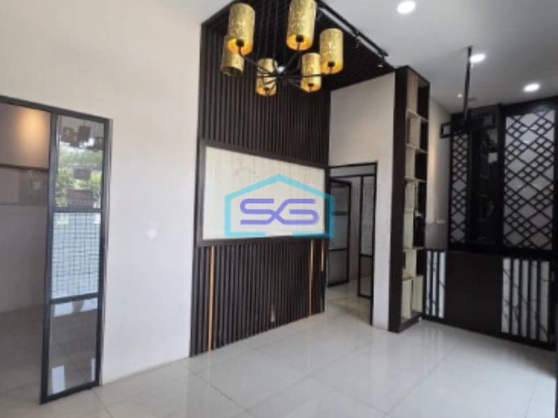 Dijual Cepat Kantor Lokasi di BSD Tangerang Luas Tanah 190m2
