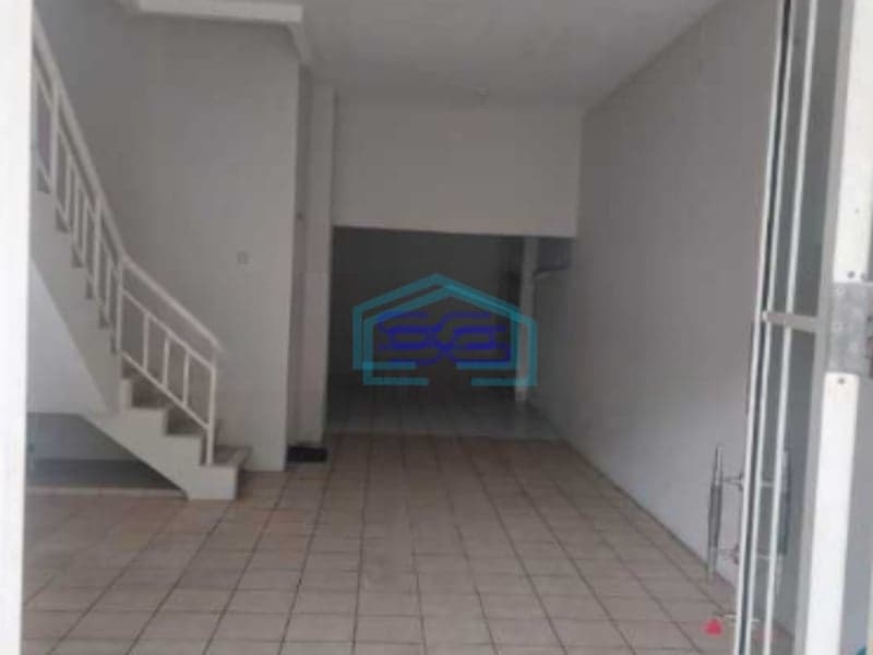 Disewakan Ruko 2 Lantai Siap Pakai Di Tempat Strategis Serpong Utara Tangerang Selatan Luas Bangunan 145 m²