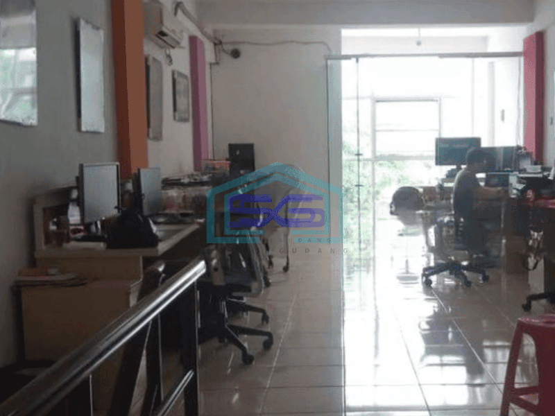 Disewa Hyper Square 3 Lantai Siap Masuk