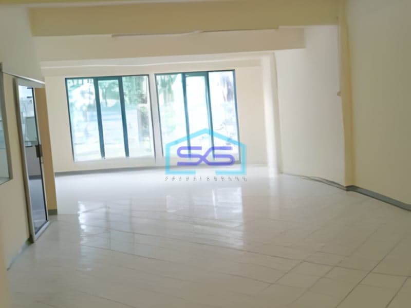 Disewakan Ruko 3 Lantai Luas Bangunan  297 m² di Kelapa Gading Jakarta Utara