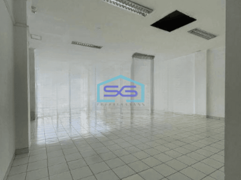Disewakan Ruko Luas Tanah 300 m² Cocok Untuk Kantor di Surya Sumantri Bandung