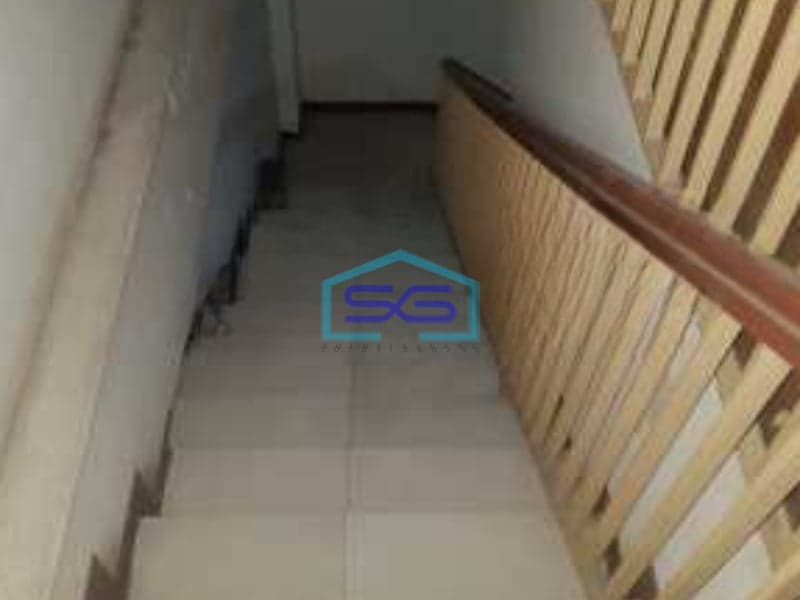 Disewakan Ruko Luas Bangunan  320 m² Lokasi di Tambora Jakarta Barat