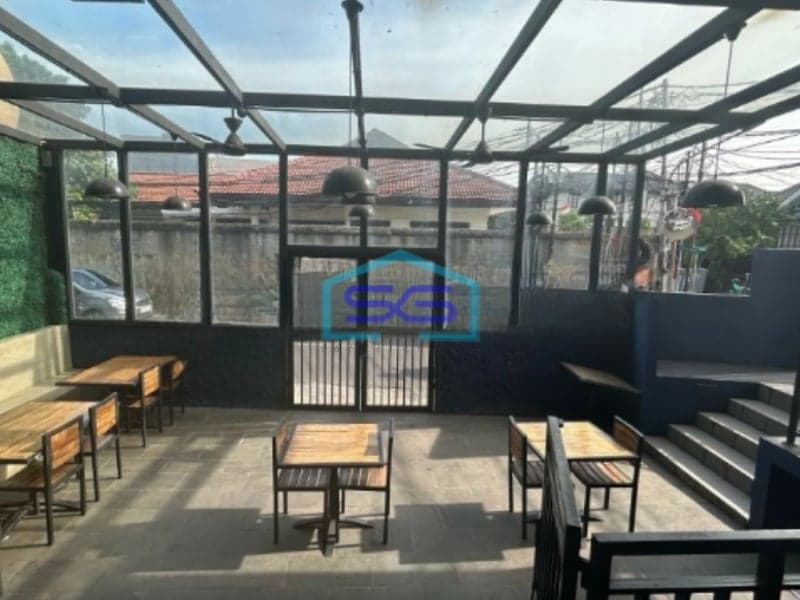 Di Sewakan Ruang Usaha Di Daerah Kemang Jakarta Selatan Luas Bangunan 35 m²