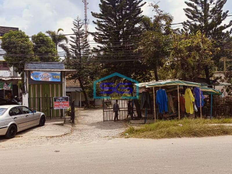 Dijual Tanah Bonus Rumah di Pinggir Jalan Lokasi Strategis Jalan RE Martadinata Palembang LT 3300m2